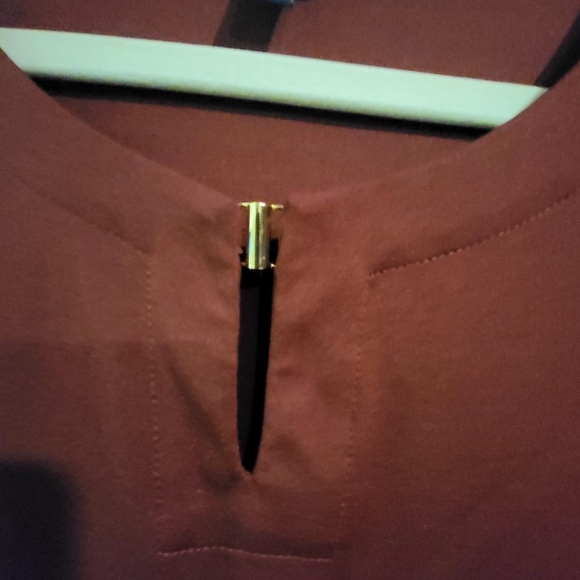 Brooks Brothers Maroon Short Sleeve Tee - Picture 4 of 4